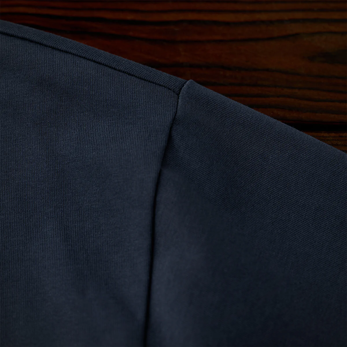 「NAVY」錨プリントコットンヘンリーネックTee - Image 10