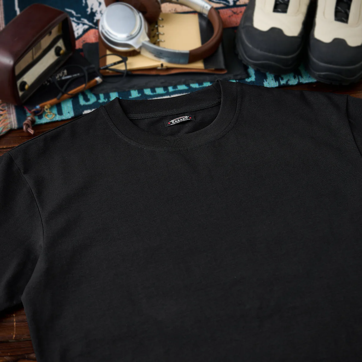 紅白ヒモ付きサイドジップ　オールブラックコットンベーシックTee - Image 4