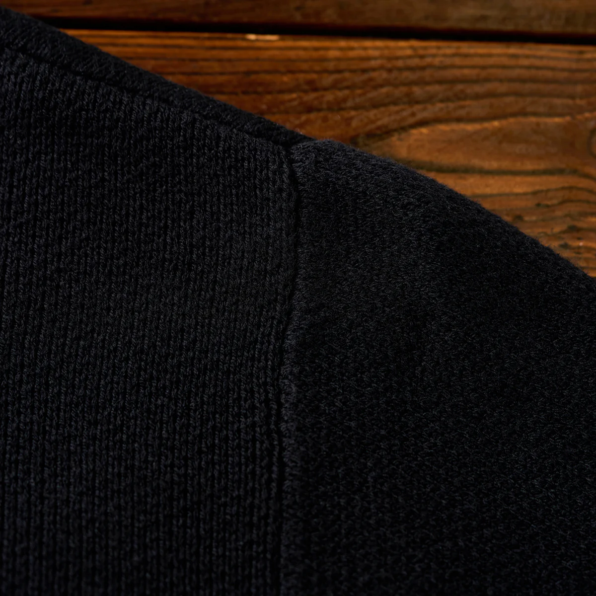 KARAKU×石黒亜矢子「毒つる茸」刺繡入りニットセーター - Image 17
