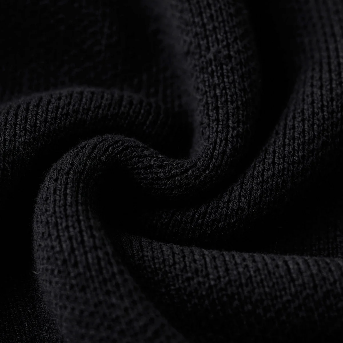 KARAKU×石黒亜矢子「毒つる茸」刺繡入りニットセーター - Image 20