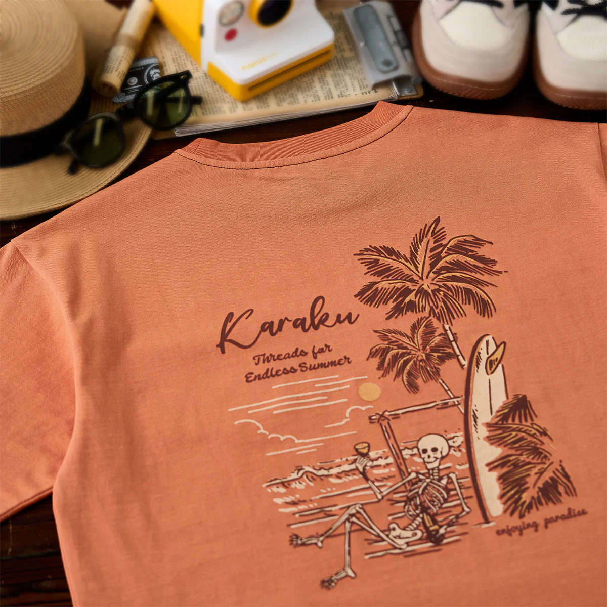 「骸骨・サマーバケーション」バックプリント入りコットンポケットTee - Image 5