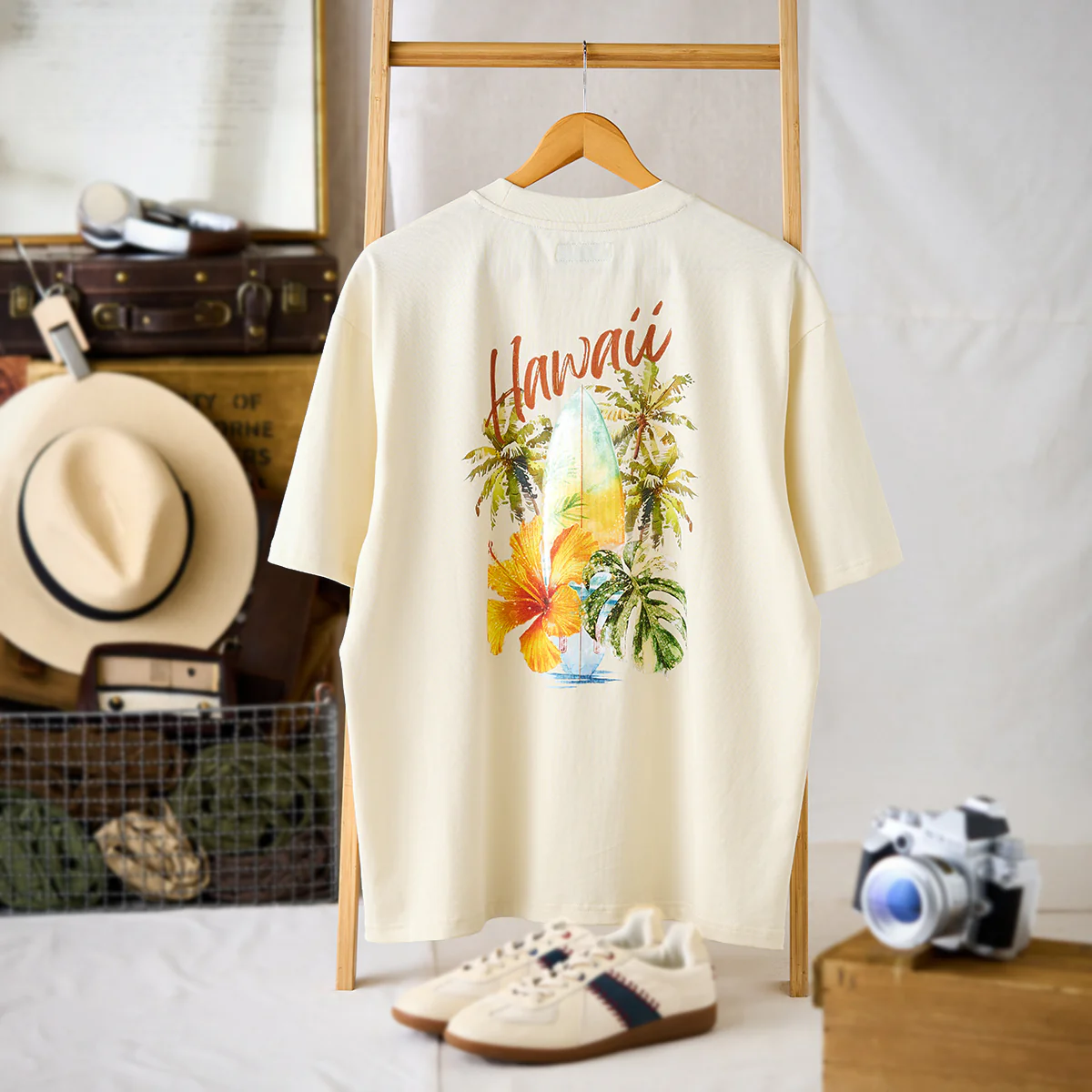 水彩風 ALOHA・トロピカルバックプリントコットンTシャツ - Image 4