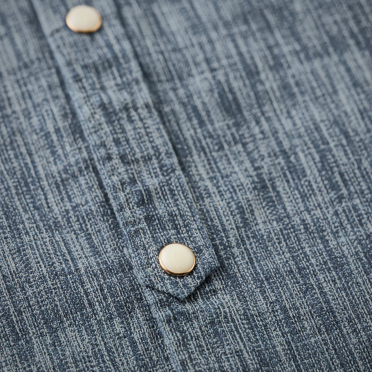オーダーメイドパール調ボタン付き 「Karaku」刺繍入り先染めワークシャツ - Image 18