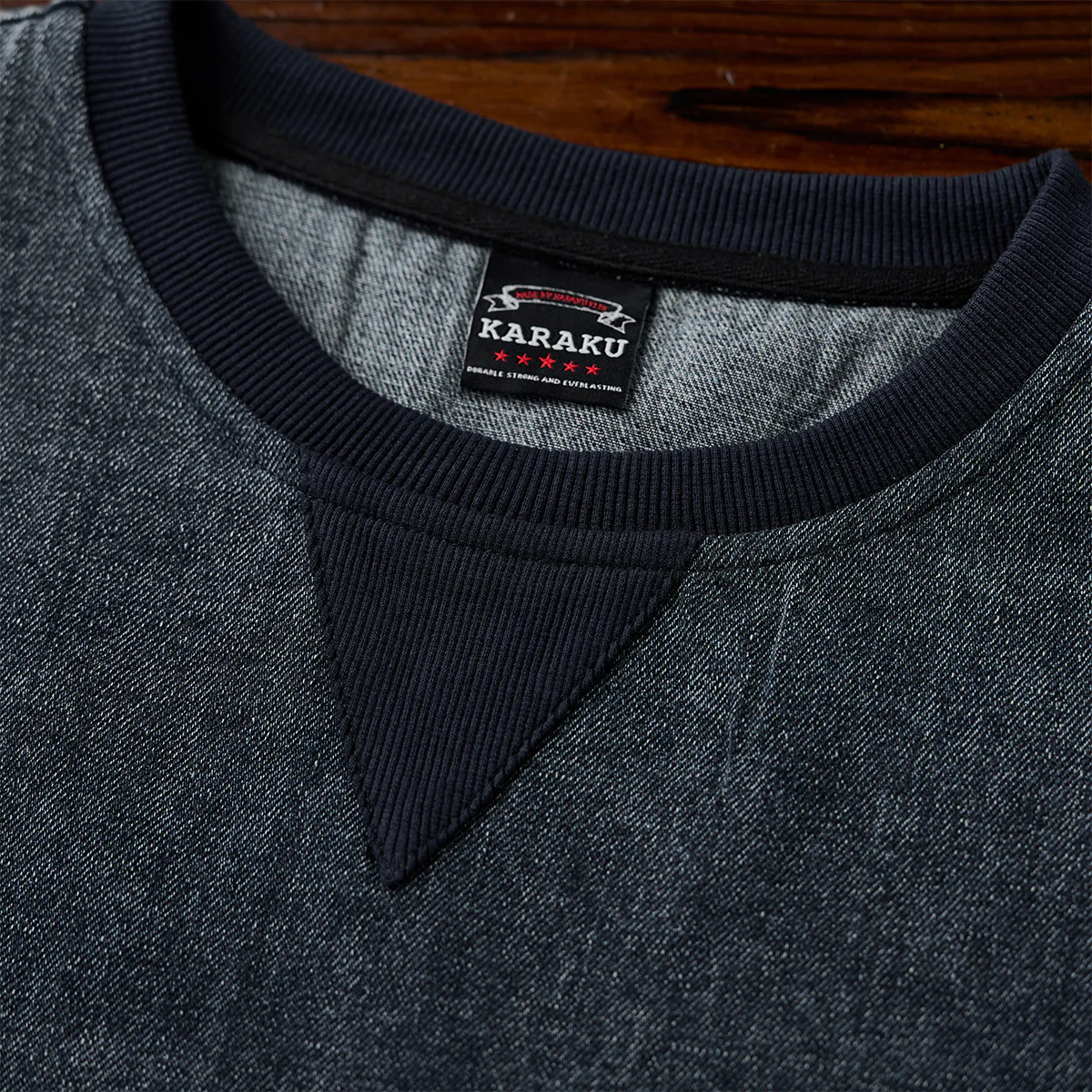 袖「Alley-oop」刺繡　Vガゼットストーンウォッシュデニムスウェット - Image 6