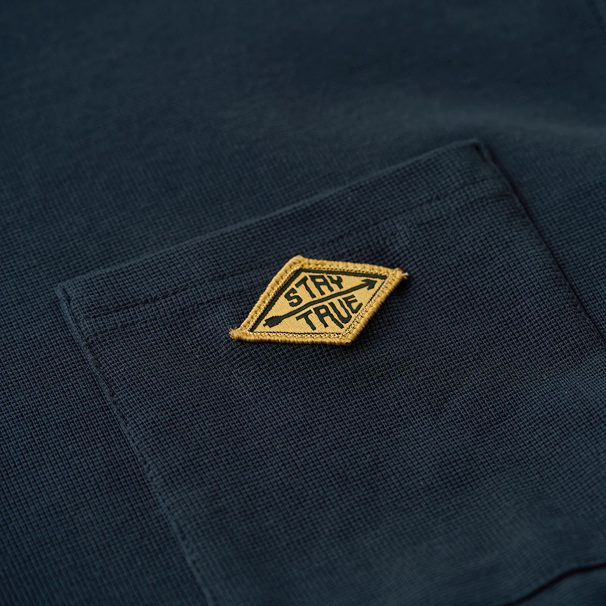 新色追加!「STAY TRUE」刺繍ワッペン 裾ドローコードワッフルTee - Image 12