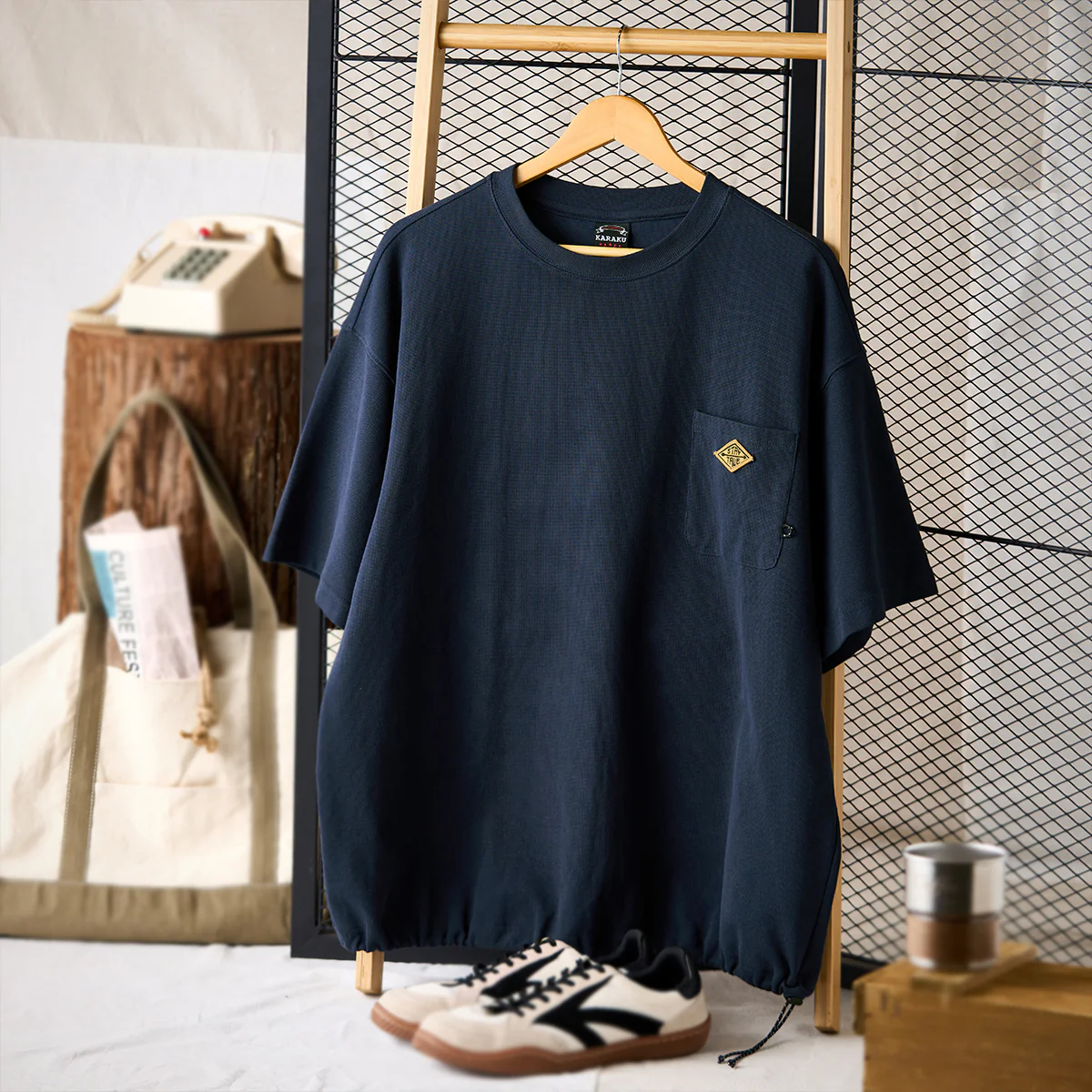 新色追加!「STAY TRUE」刺繍ワッペン 裾ドローコードワッフルTee - Image 5
