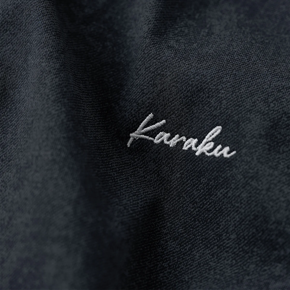 SORONA®涼感機能 刺繡入りハーフジップフェイクレイヤードTee - Image 12