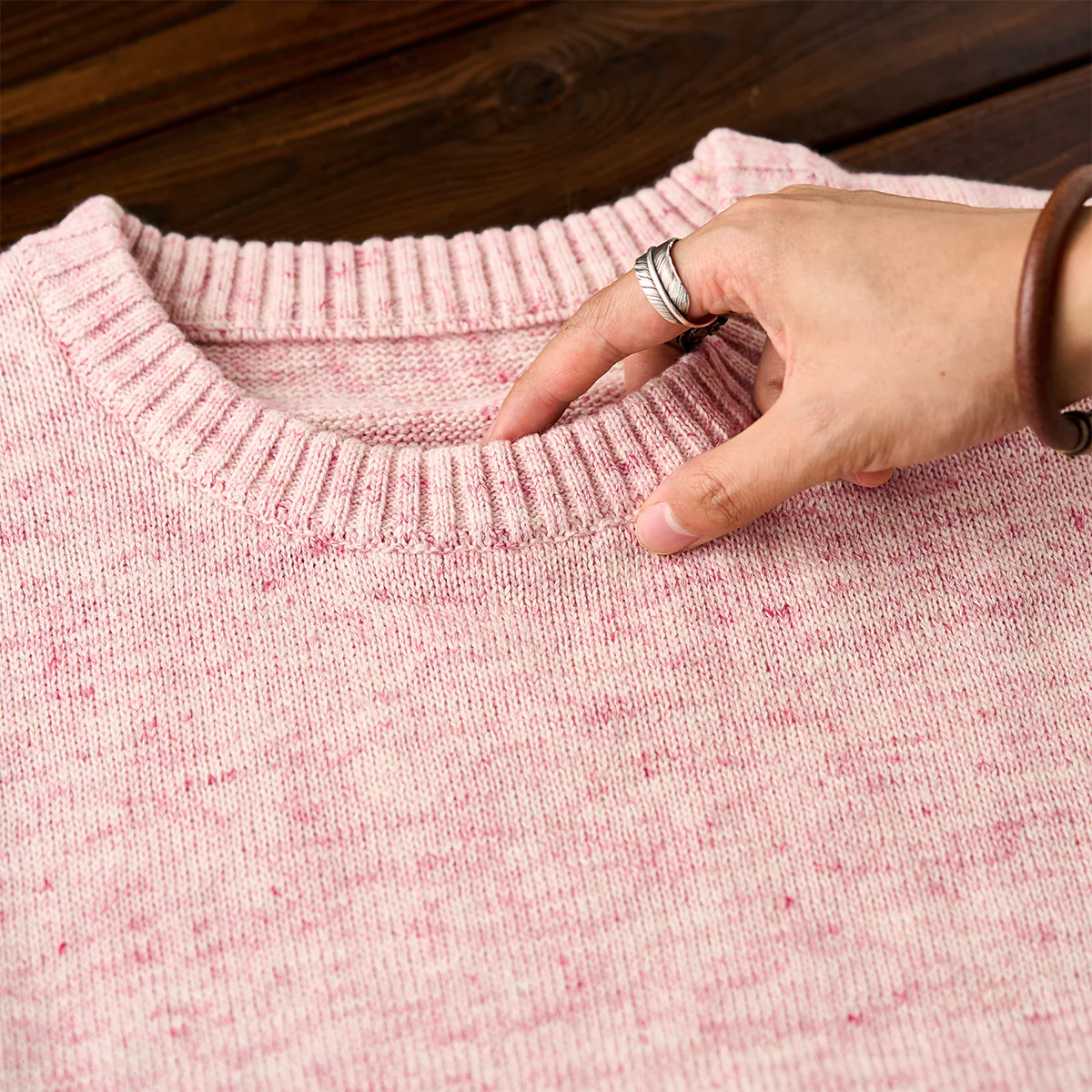 MACHO PINK メランジニットクルーネックTシャツ - Image 11