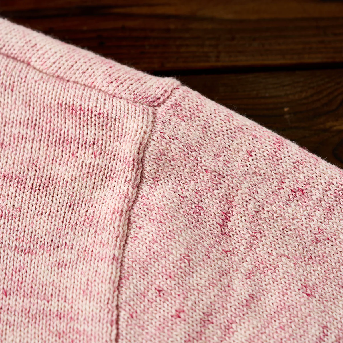MACHO PINK メランジニットクルーネックTシャツ - Image 12