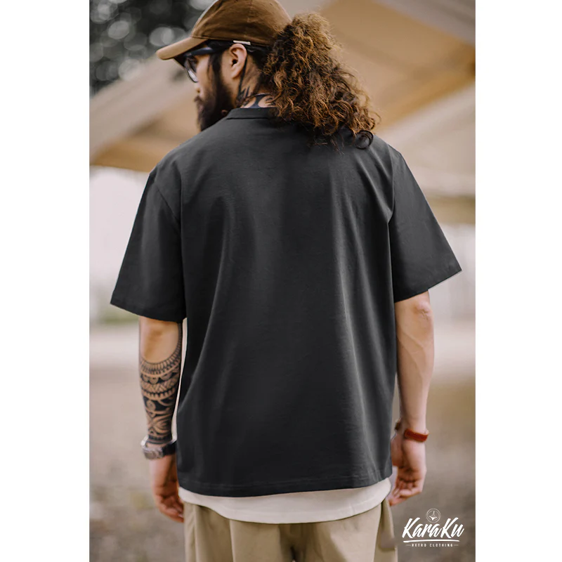 「ニット帽をかぶった深海魚」フロッキープリントコットンTee - Image 10