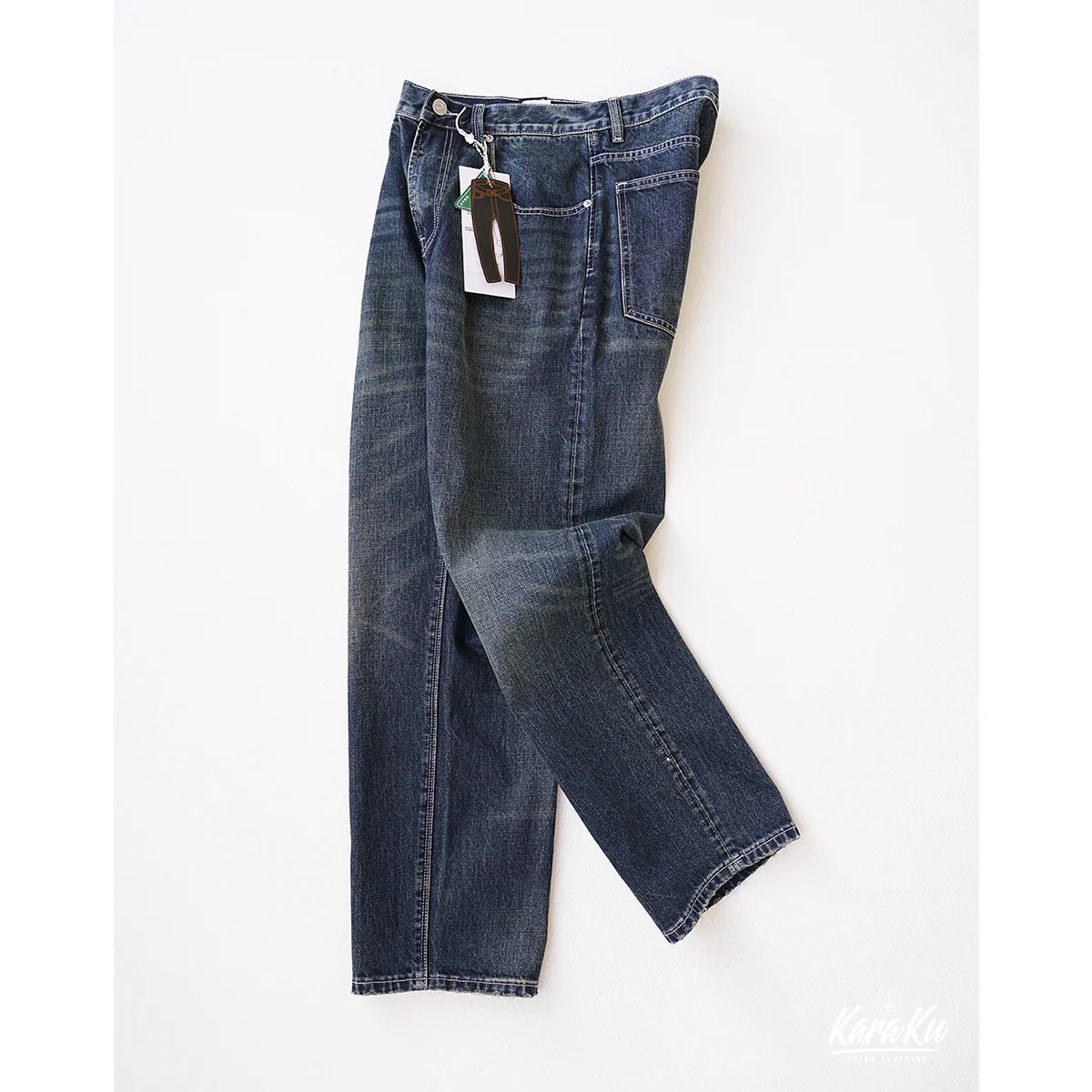 ヒゲ加工　コインポケット付きストレートデニムパンツ - Image 4