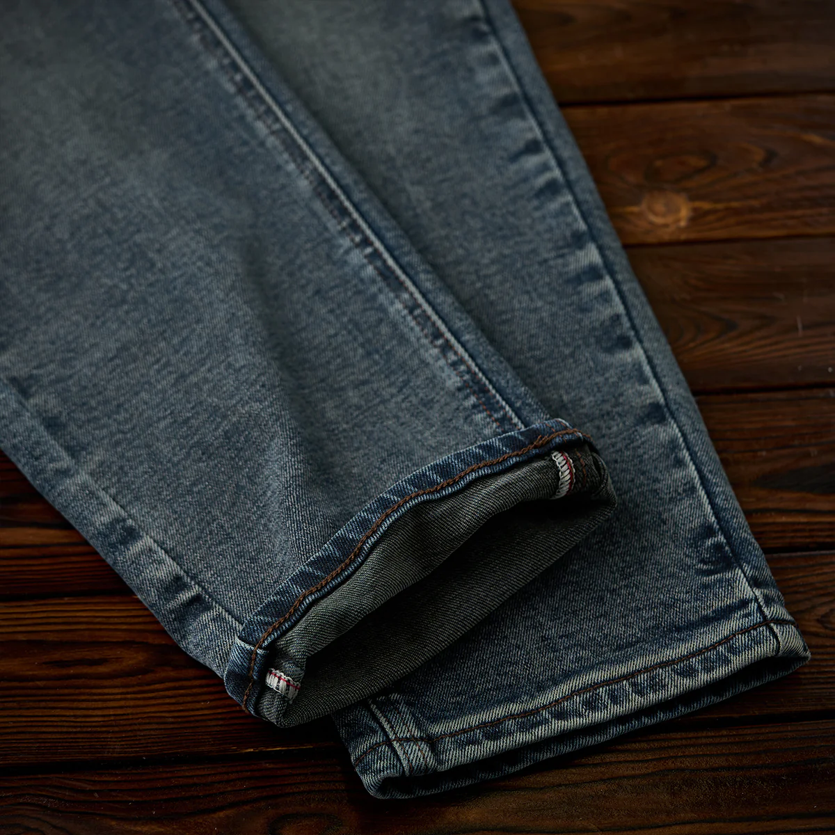 フェード加工デニムスリムテーパードジーンズ - Image 14