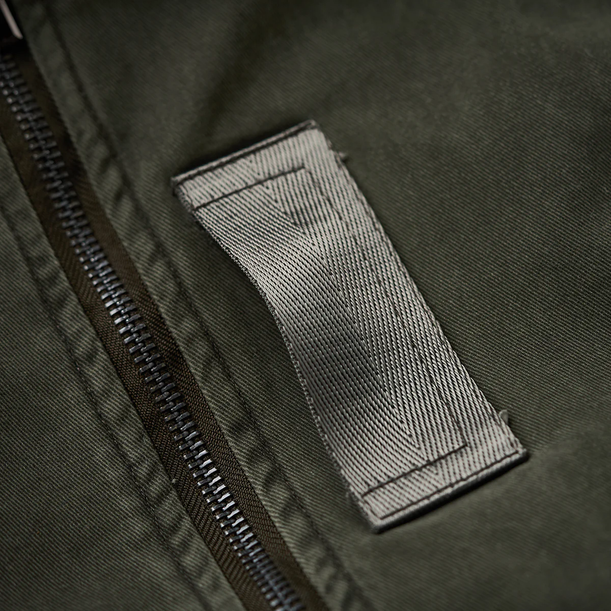 ファー取り外し可能 B-15裏キルト中綿ボンバージャケット - Image 13