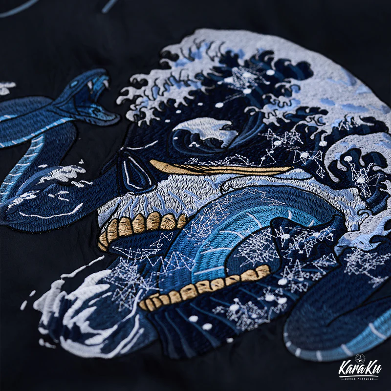 横須賀「ドクロ、蛇と波」浮世絵刺繡入りスカジャン - Image 16