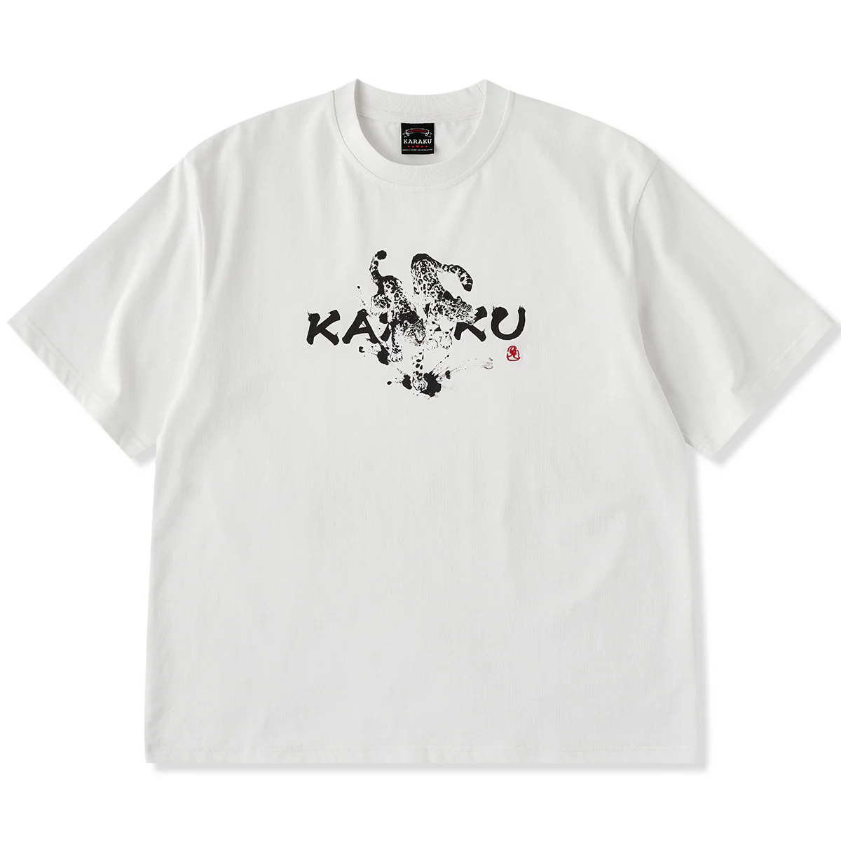 Karaku×川又聡「雪豹・足元に飛び散る墨」プリント＆刺繡入りコットンTee
